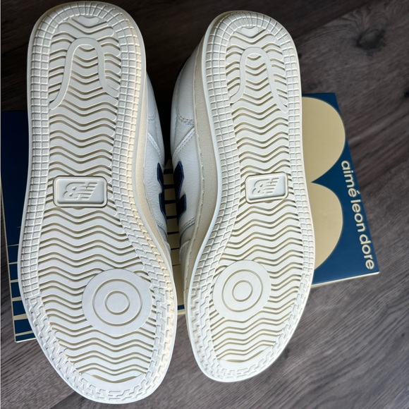 NWOT New Balance x Aime Leon Dore White Navy T500 - Picture 2 of 9